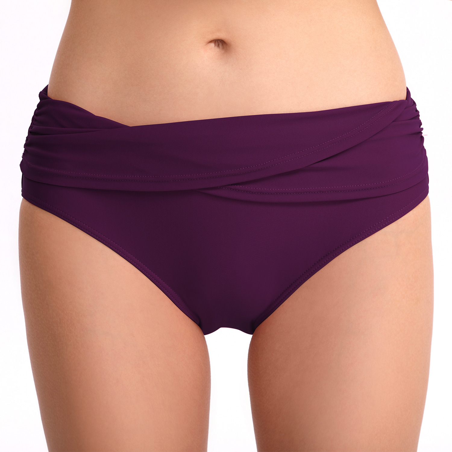 Solid color sexy hip-lifting slim pleated mid-waist swimming trunks B115
